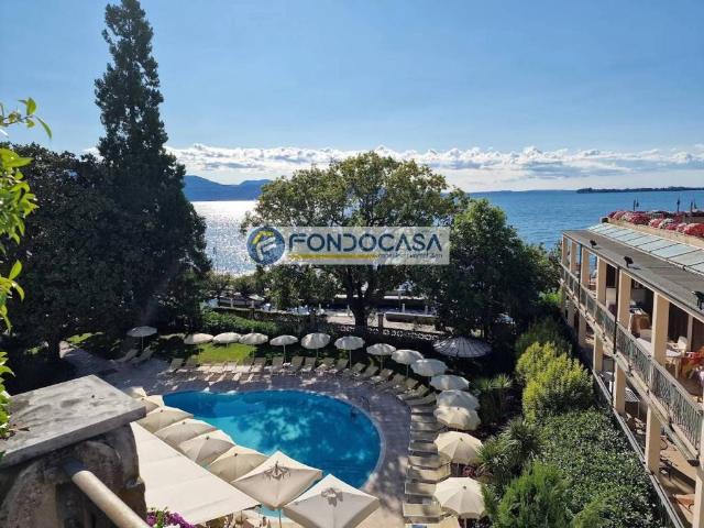 Appartamento in vendita a Gardone Riviera BS