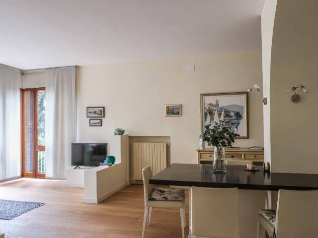 Appartamento in vendita a Gardone Riviera BS