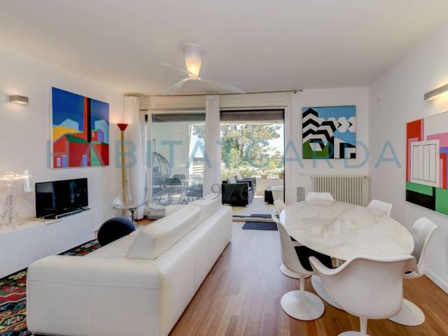 Appartamento in vendita a Gardone Riviera BS