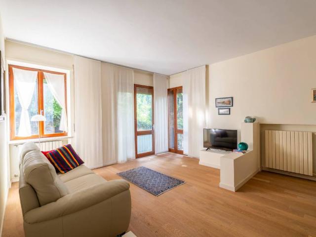 Appartamento in vendita a Gardone Riviera BS