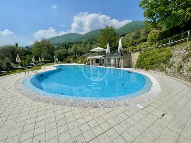 Appartamento in Vendita a Gardone Riviera Gardone Riviera Centro