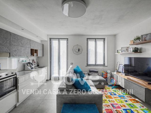 Appartamento in vendita a Gavirate VA