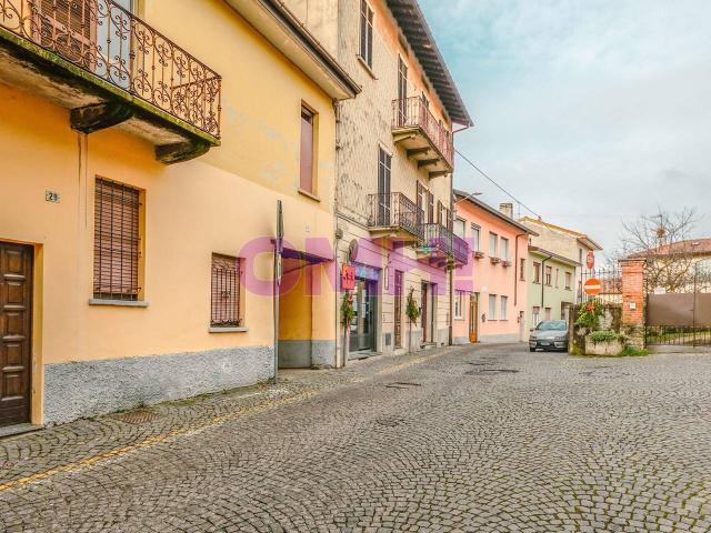 Appartamento in vendita a Gavirate