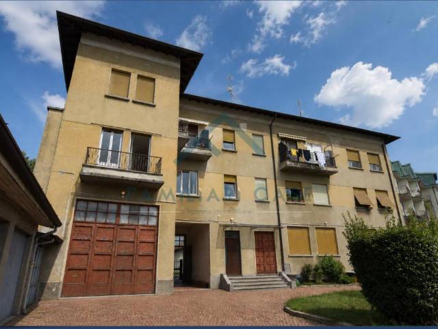 Appartamento in vendita a Gazzada Schianno VA