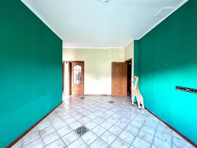 Appartamento in vendita a Gazzada Schianno VA