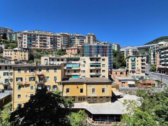 Appartamento in vendita a Genova