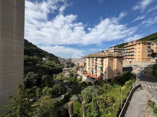 Appartamento in vendita a Genova