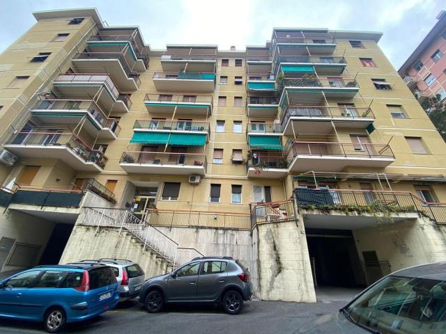 Appartamento in vendita a Genova