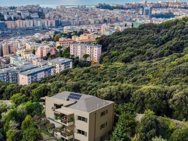 Appartamento in vendita a Genova