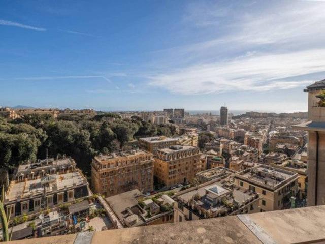 Appartamento in vendita a Genova