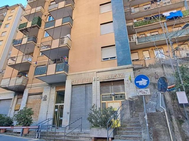 Appartamento in vendita a Genova