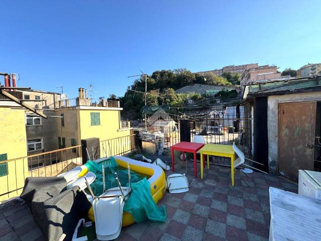 Appartamento in vendita a Genova