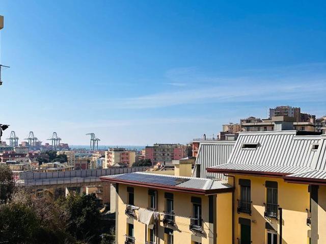 Appartamento in vendita a Genova