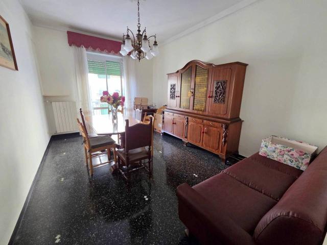 Appartamento in vendita a Genova