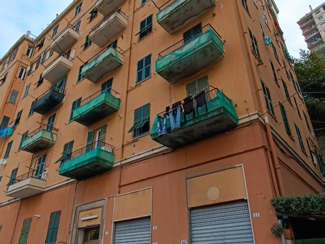 Appartamento in vendita a Genova