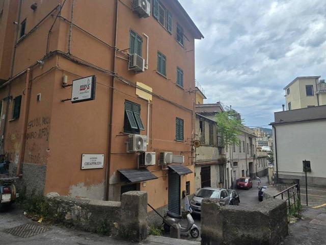 Appartamento in vendita a Genova