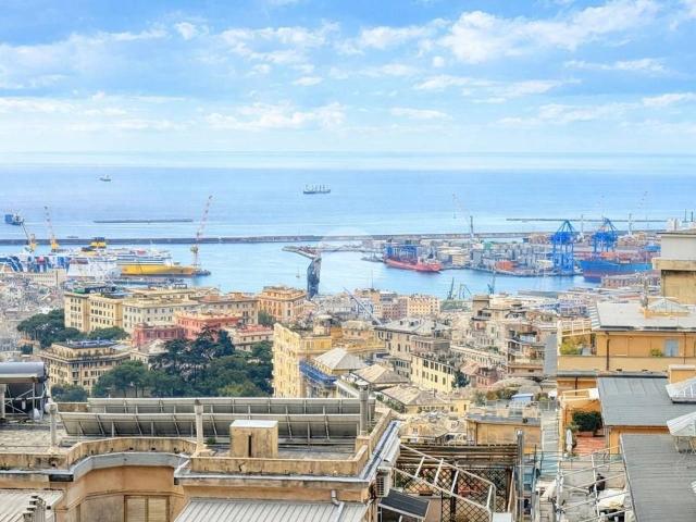 Appartamento in vendita a Genova