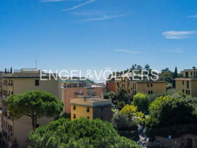 Appartamento in vendita a Genova