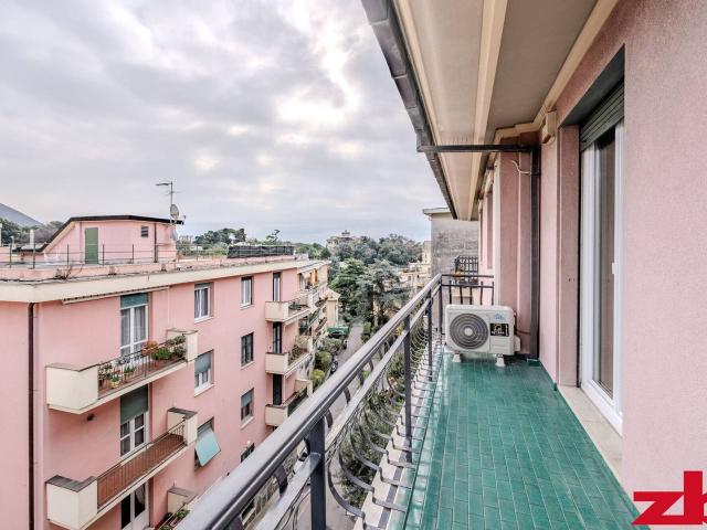 Appartamento in vendita a Genova