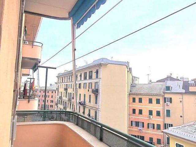 Appartamento in vendita a Genova