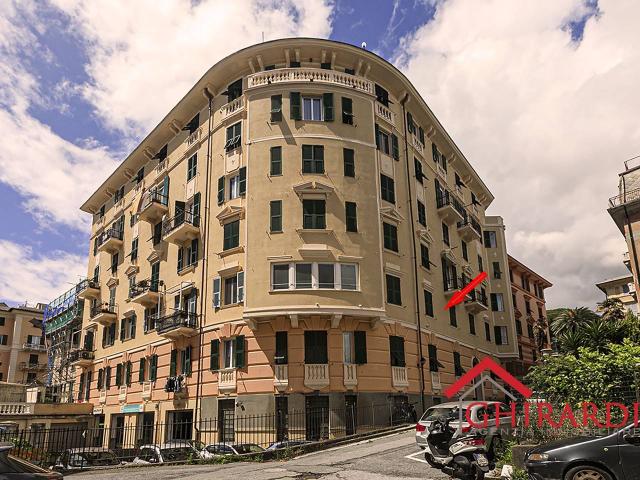 Appartamento in vendita a Genova