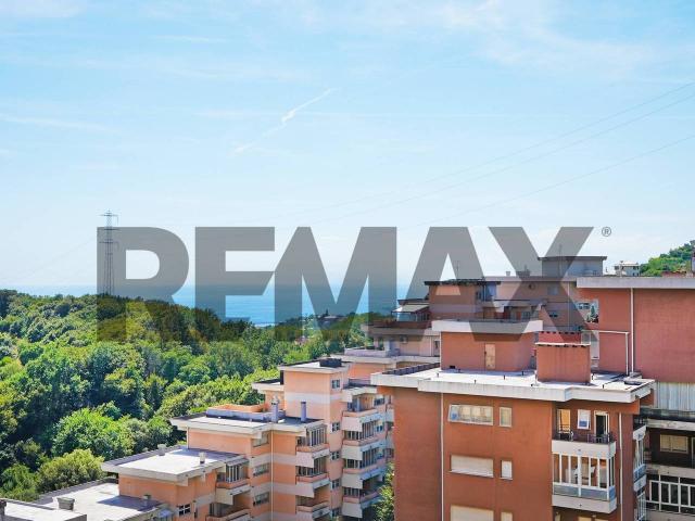 Appartamento in vendita a Genova