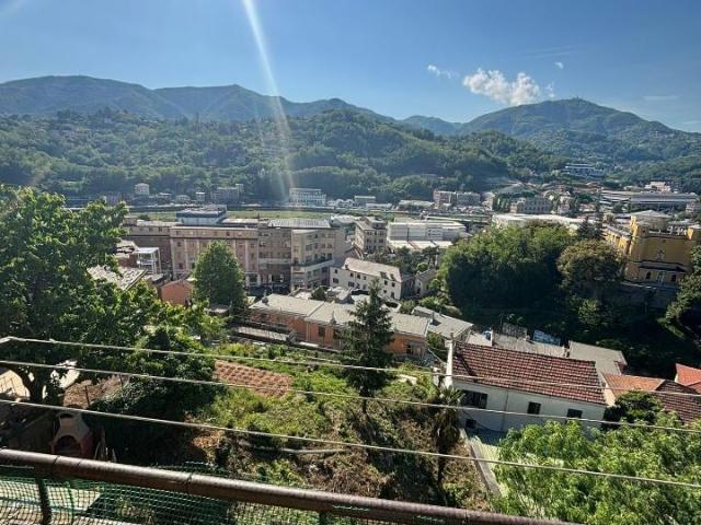 Appartamento in vendita a Genova