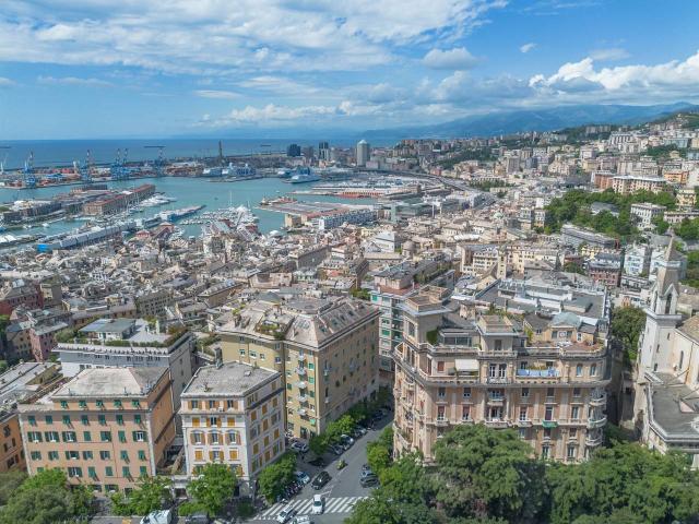 Appartamento in vendita a Genova