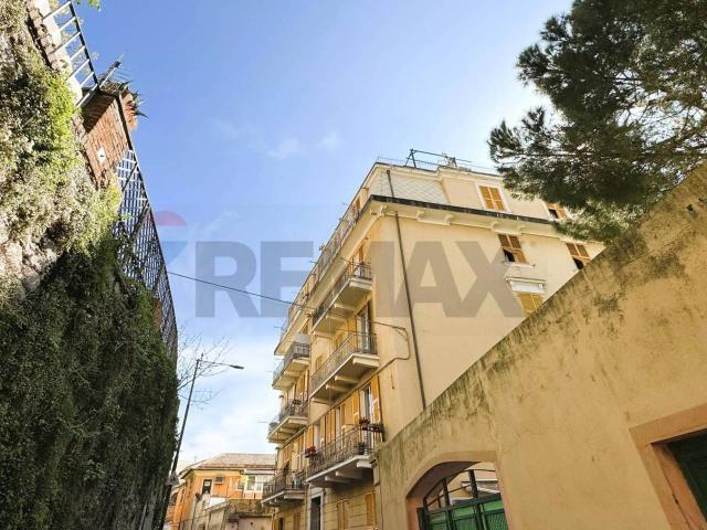 Appartamento in vendita a Genova
