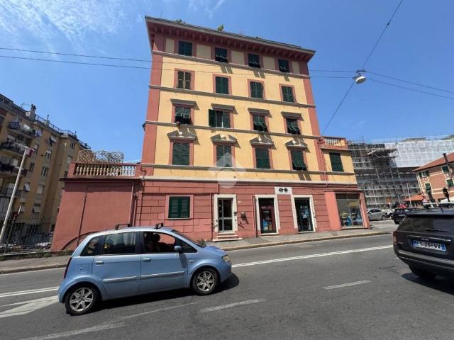 Appartamento in vendita a Genova