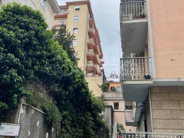 Appartamento in vendita a Genova via Cesare Cabella, 28, Castelletto