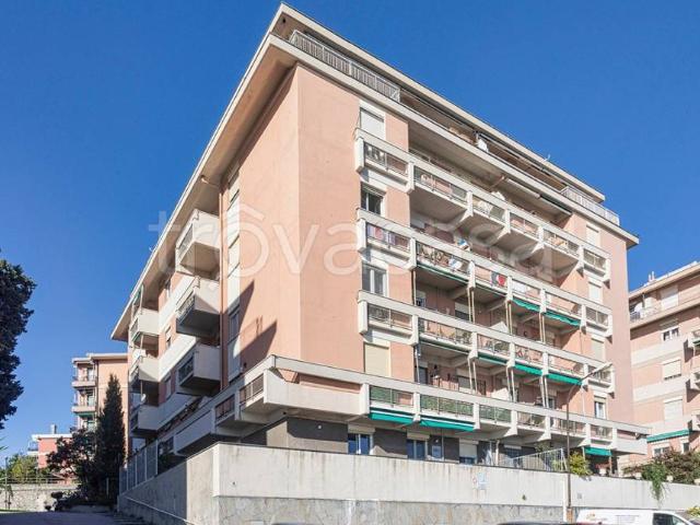 Appartamento in vendita a Genova via Amedeo Pescio, 8, Dinegro