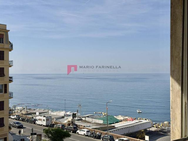 Appartamento in vendita a Genova via Brigata Salerno, 2, Sturla