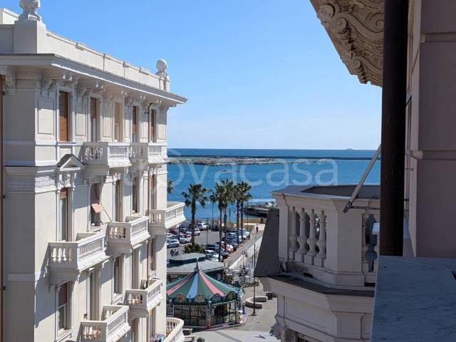 Appartamento in vendita a Genova via Giovanni Opisso, 4, Pegli