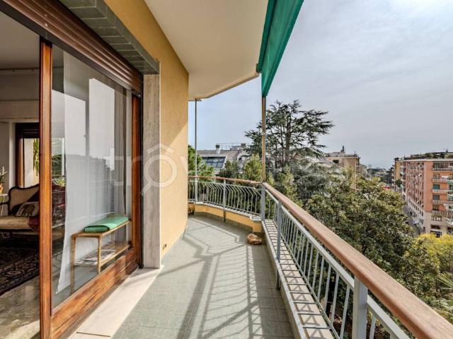 Appartamento in vendita a Genova via dei tassorelli, Albaro