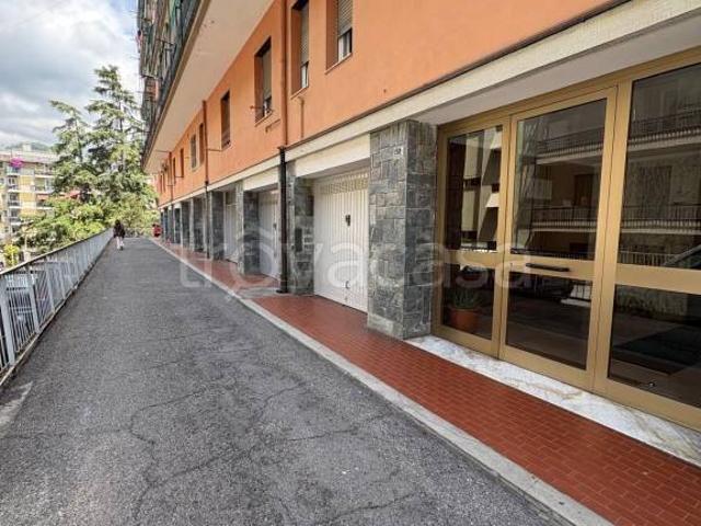 Appartamento in vendita a Genova via dell'Alloro, 146, Sestri Ponente