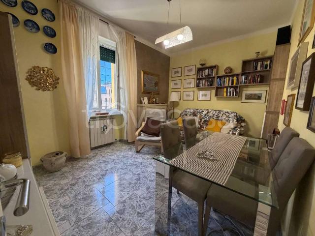 Appartamento in vendita a Genova via isonzo, Sturla