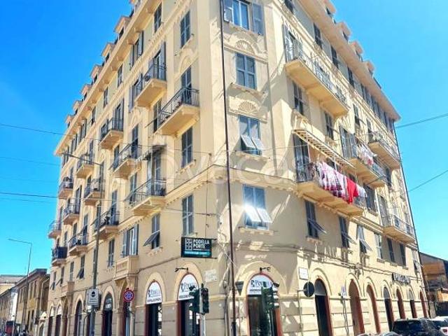 Appartamento in vendita a Genova via Mattia Montecchi, Sestri Ponente