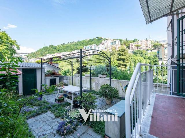 Appartamento in vendita a Genova via Posalunga, Borgoratti