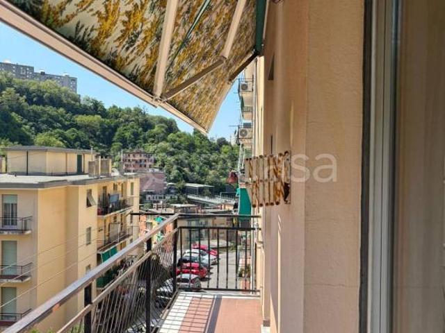 Appartamento in vendita a Genova, Bolzaneto