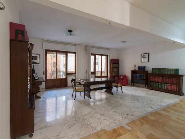 Appartamento in vendita a Genova, Carignano