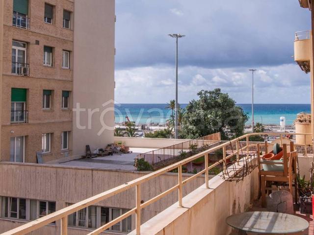 Appartamento in vendita a Genova, Foce