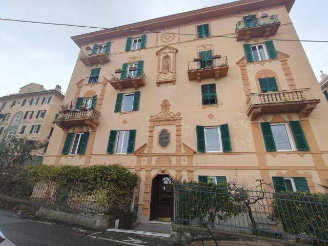 Appartamento in vendita a Genova GE