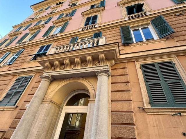 Appartamento in vendita a Genova GE