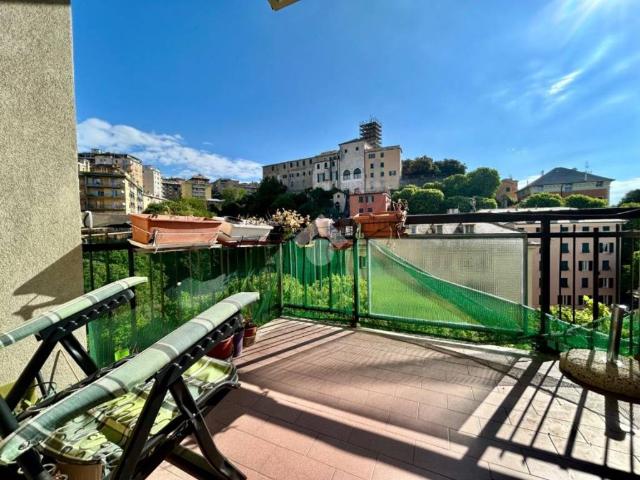 Appartamento in vendita a Genova GE