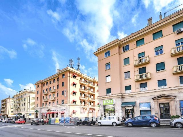 Appartamento in vendita a Genova GE