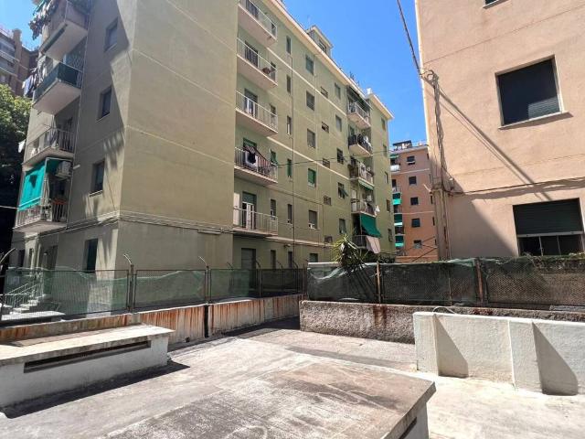 Appartamento in vendita a Genova GE