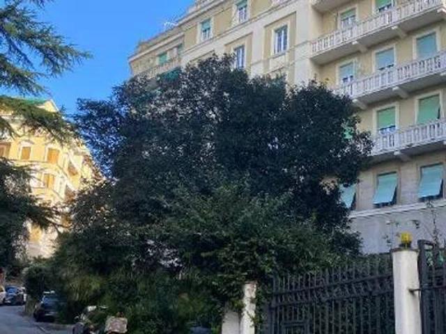 Appartamento in vendita a Genova GE