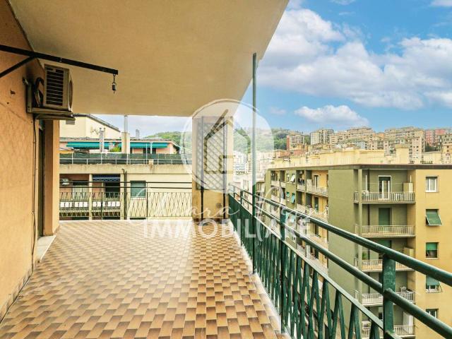 Appartamento in vendita a Genova GE