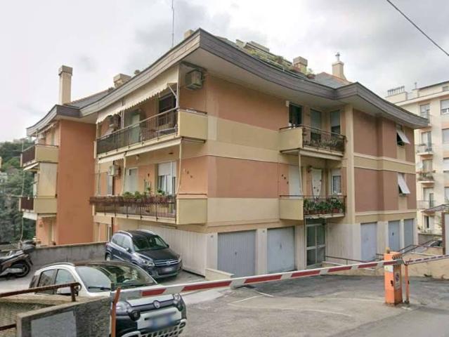 Appartamento in vendita a Genova GE